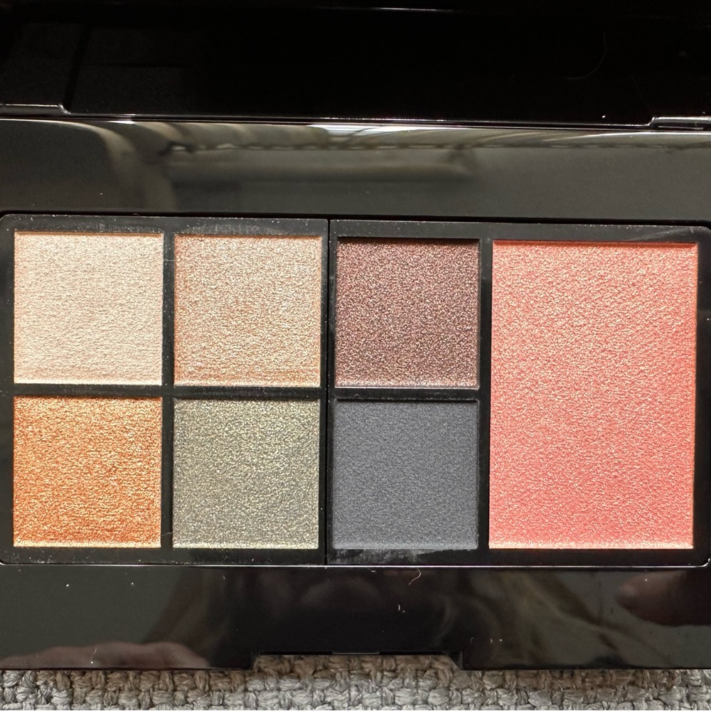 Lancôme Eye and Blush Palette *NWOT*